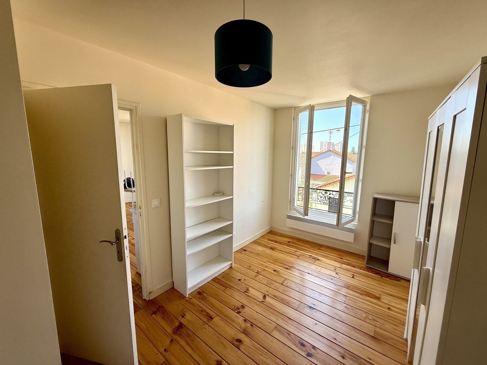 Montreuil appartement 2 pièces meublée de 33.98 m²
