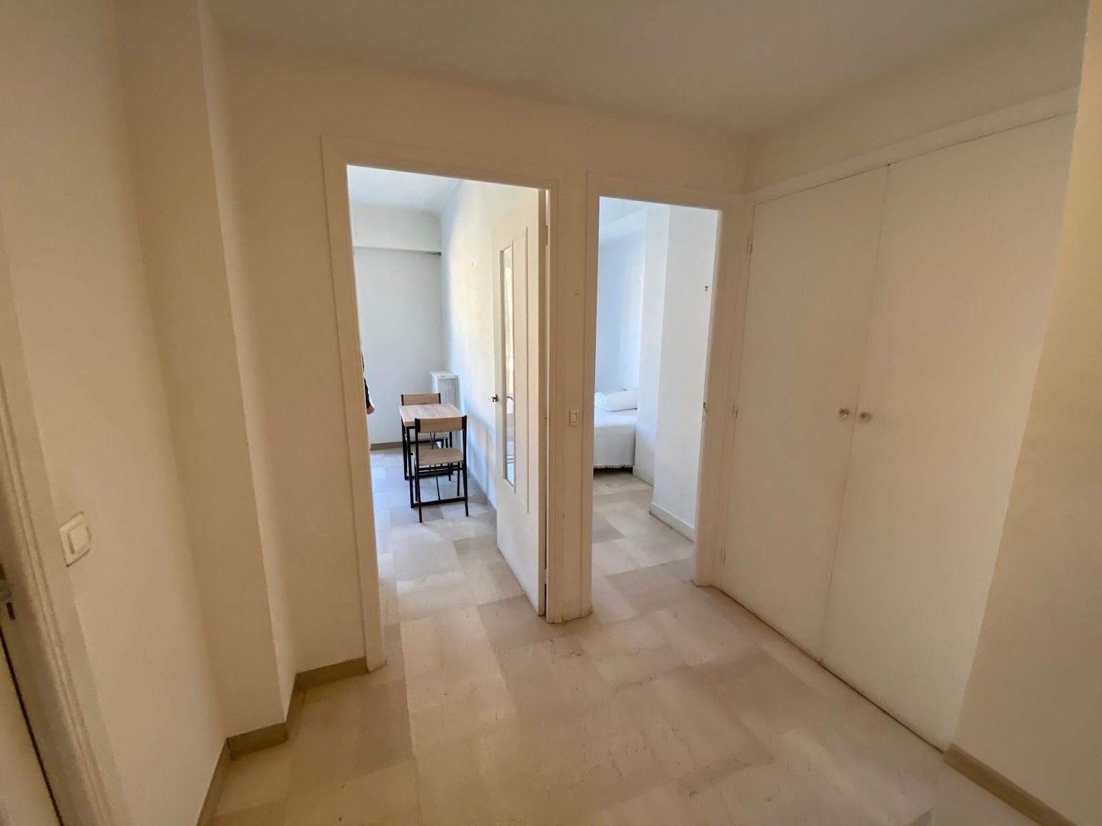 Bel appartement de 2 pièces meublé de 31 m² a Nice
