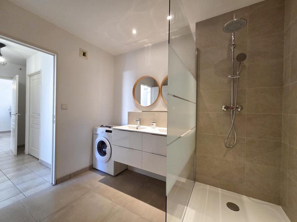 À louer – T3 meublé 62 m² à Saint-André 97440 · Quartier Petit Bazar - Pont Auguste
