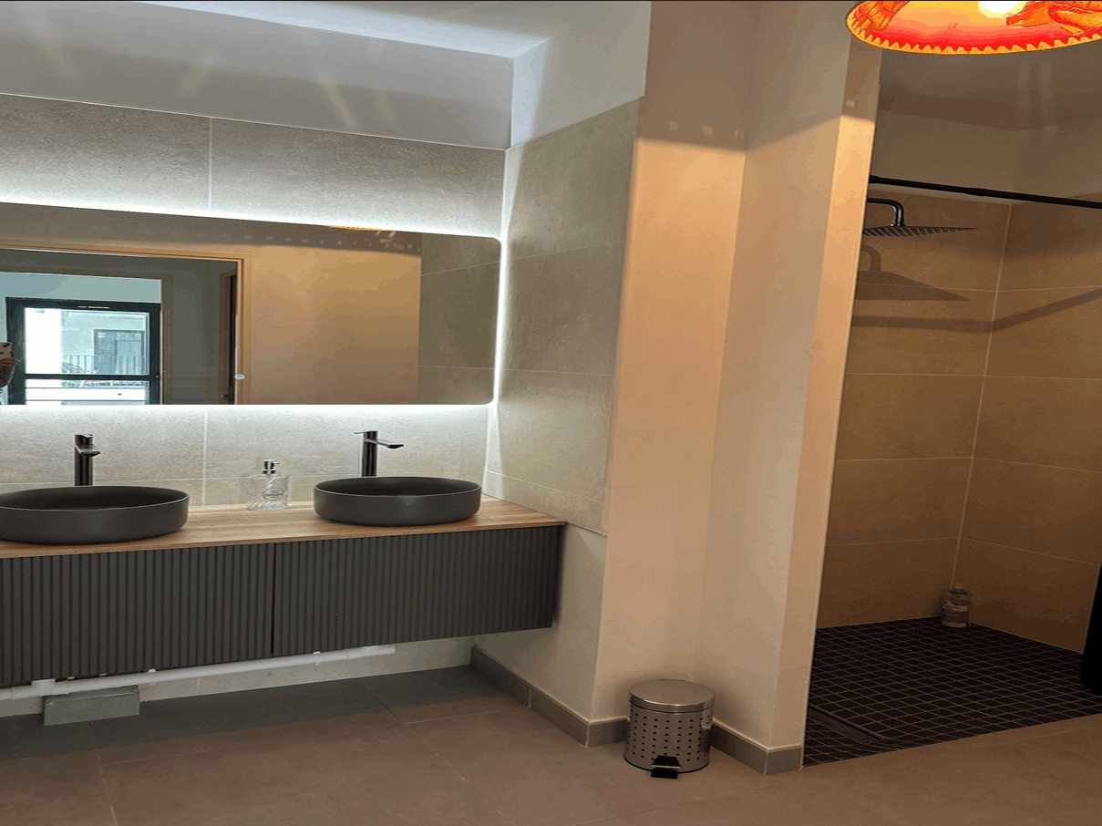 Grand T2 plein coeur St-Denis